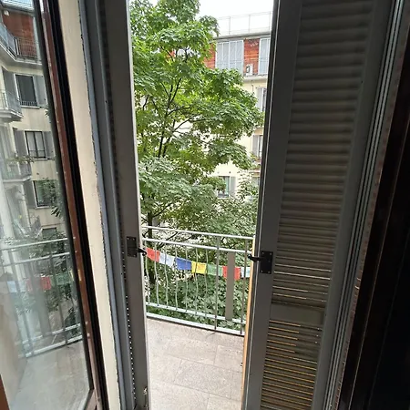 In Stunning Open Space Гостевой дом Милан